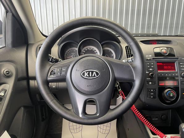 Kia Cerato II с пробегом 2009 года, цена 617 000 рублей, 229773 км, седан, Автокод Объявления