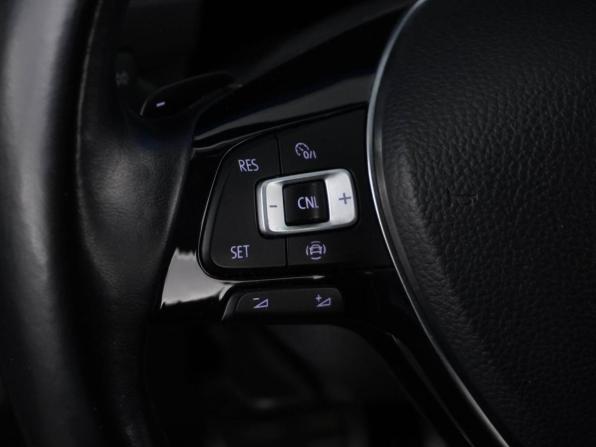 Volkswagen Tiguan II с пробегом 2018 года, цена 2 888 444 рубля, 111568 км, внедорожник, Автокод Объявления