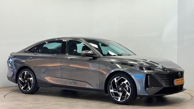 Changan Lamore с пробегом 2023 года, цена 1 950 000 рублей, 10122 км, седан, Автокод Объявления