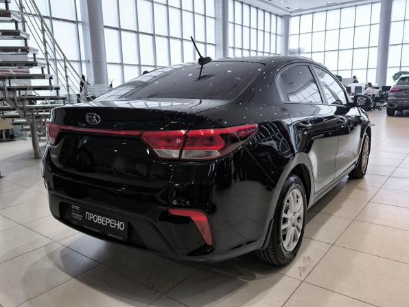 Kia Rio IV с пробегом 2018 года, цена 1 380 000 рублей, 132721 км, седан, Автокод Объявления