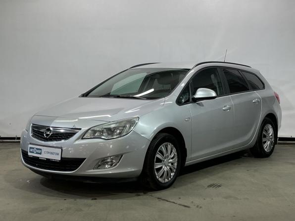 Opel Astra J