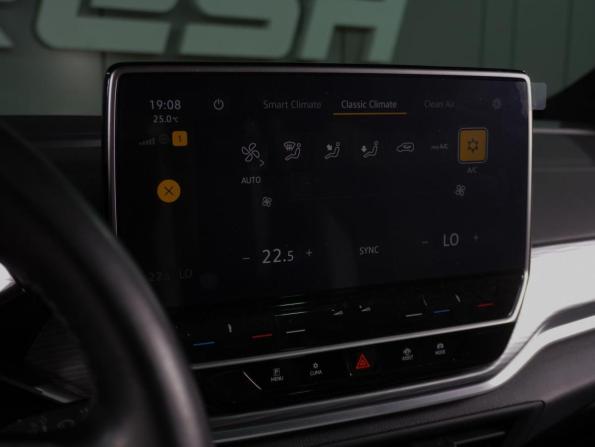 Volkswagen ID.4 с пробегом 2022 года, цена 3 979 000 рублей, 39867 км, внедорожник, Автокод Объявления