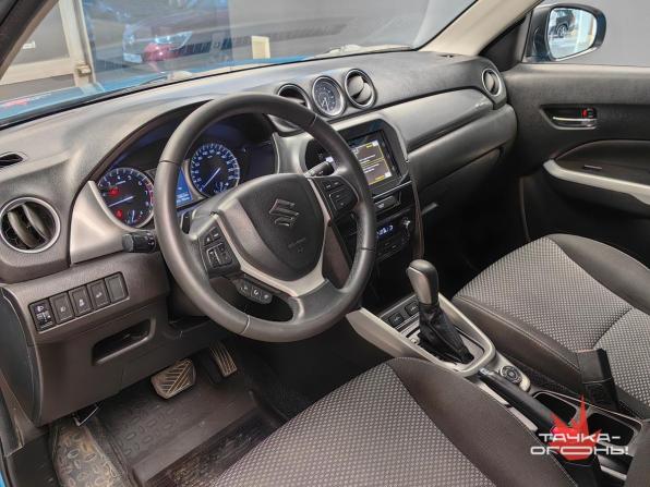 Suzuki Vitara II с пробегом 2018 года, цена 1 398 000 рублей, 200000 км, внедорожник, Автокод Объявления