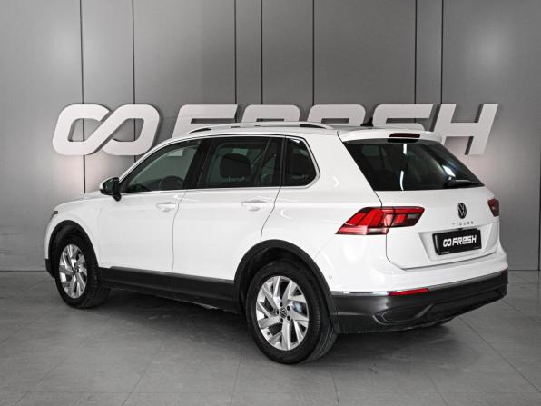 Volkswagen Tiguan II Рестайлинг с пробегом 2021 года, цена 2 399 000 рублей, 129656 км, внедорожник, Автокод Объявления
