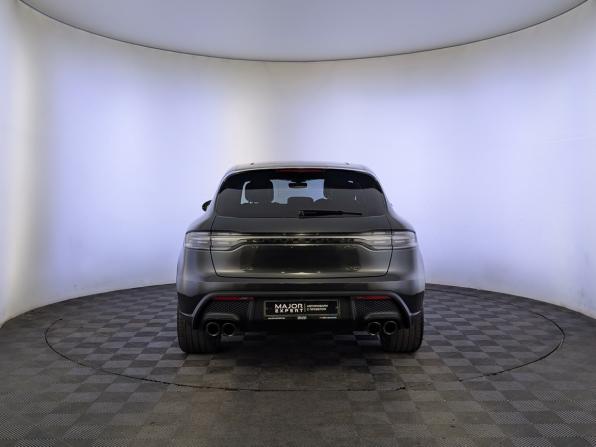 Porsche Macan I Рестайлинг 2 с пробегом 2022 года, цена 6 900 000 рублей, 74465 км, внедорожник, Автокод Объявления