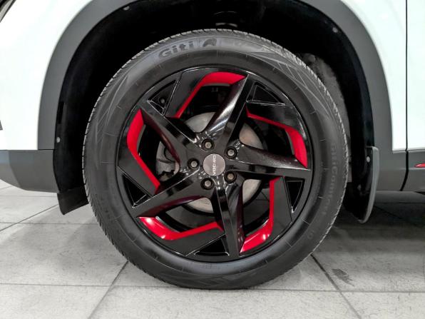 Omoda C5 I с пробегом 2023 года, цена 1 655 000 рублей, 49000 км, внедорожник, Автокод Объявления