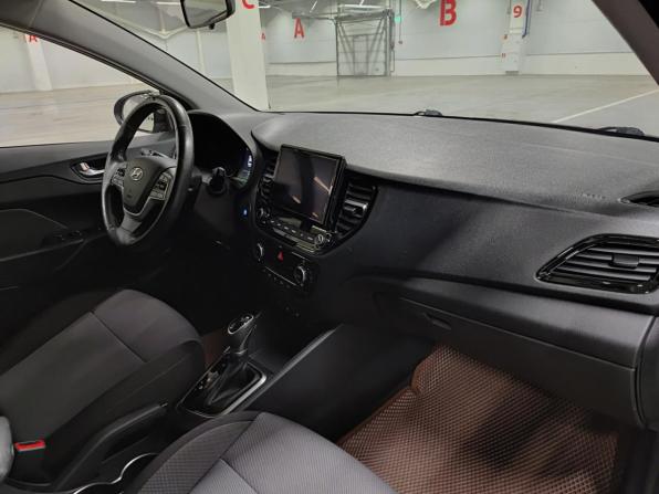 Hyundai Solaris II Рестайлинг с пробегом 2022 года, цена 1 825 000 рублей, 117231 км, седан, Автокод Объявления