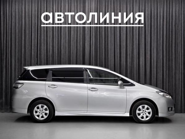 Toyota Wish II Рестайлинг с пробегом 2012 года, цена 1 280 000 рублей, 176000 км, минивэн, Автокод Объявления
