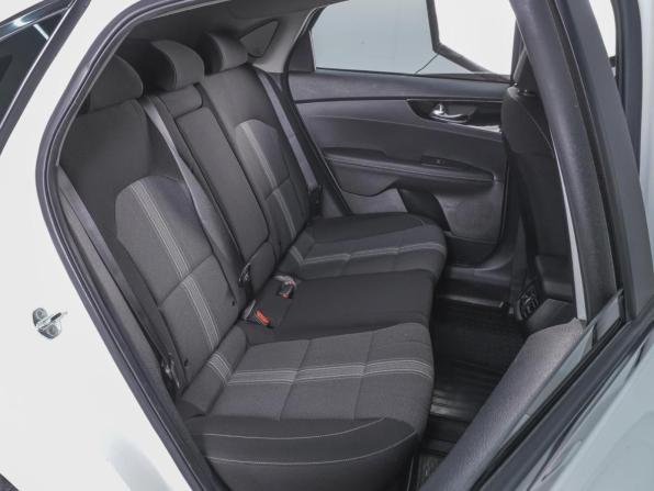 Kia Cerato IV Рестайлинг с пробегом 2021 года, цена 1 970 000 рублей, 134870 км, седан, Автокод Объявления