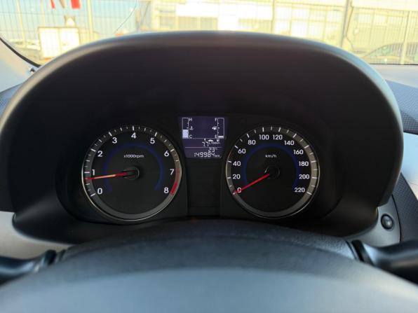 Hyundai Solaris I Рестайлинг с пробегом 2016 года, цена 940 000 рублей, 149879 км, седан, Автокод Объявления