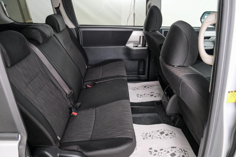 Toyota Noah II (R70) Красноярск  - изображение 17