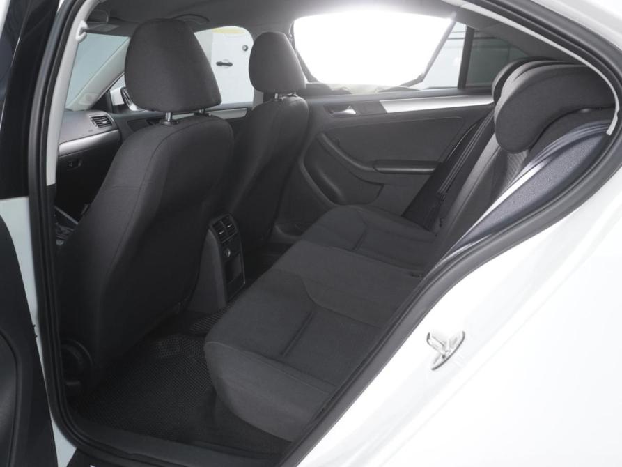 Volkswagen Jetta VI Рестайлинг Ростов-на-Дону  - изображение 11
