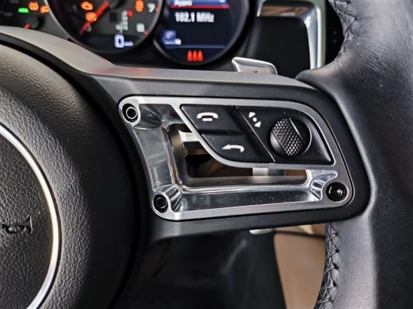 Porsche Macan I Рестайлинг с пробегом 2021 года, цена 5 350 000 рублей, 93854 км, внедорожник, Автокод Объявления
