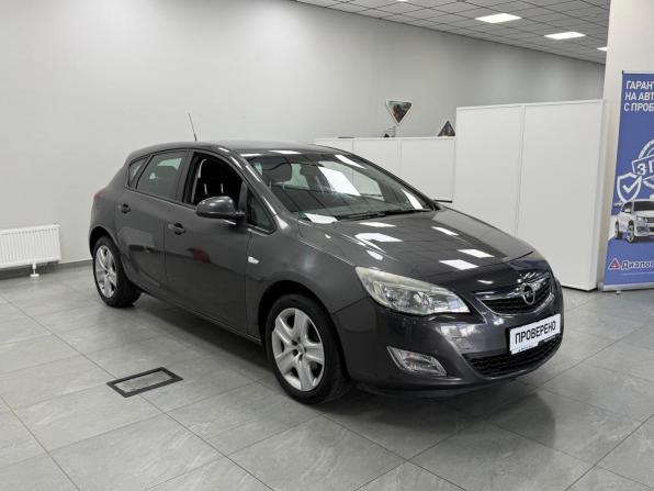 Opel Astra J с пробегом 2011 года, цена 699 000 рублей, 130068 км, хэтчбек, Автокод Объявления