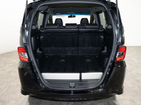 Honda Freed I Рестайлинг 2 с пробегом 2014 года, цена 1 100 000 рублей, 166991 км, компактвэн, Автокод Объявления