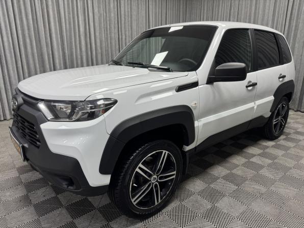 Lada (ВАЗ) Niva Travel I с пробегом 2024 года, цена 1 120 000 рублей, 28748 км, внедорожник, Автокод Объявления