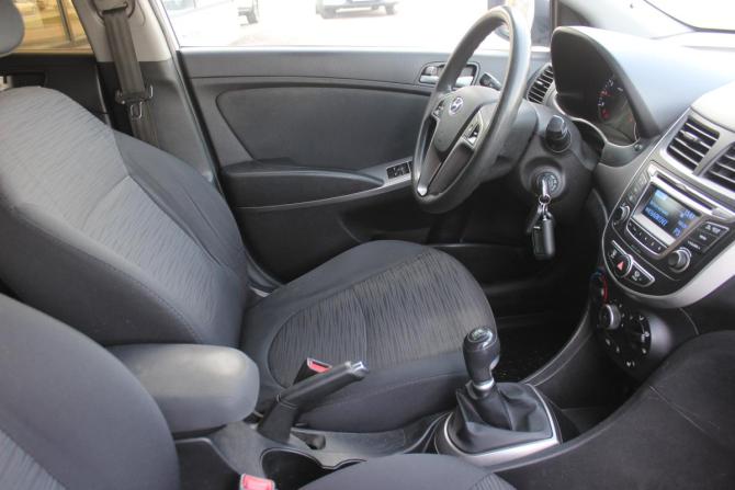 Hyundai Solaris I Рестайлинг с пробегом 2015 года, цена 967 000 рублей, 146969 км, седан, Автокод Объявления