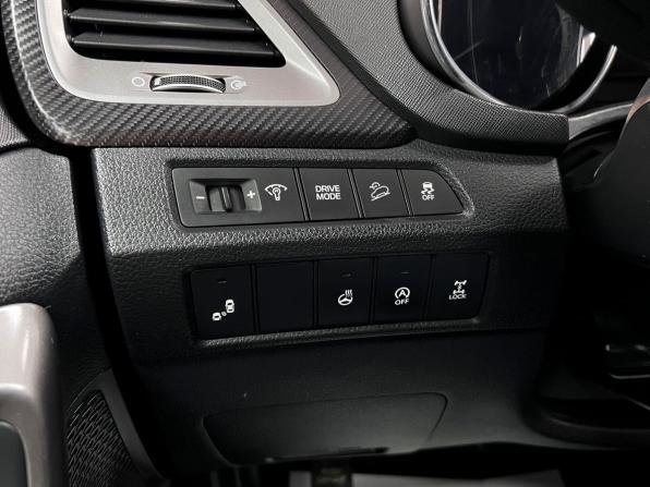Hyundai Santa Fe III Рестайлинг с пробегом 2016 года, цена 2 065 000 рублей, 172099 км, внедорожник, Автокод Объявления