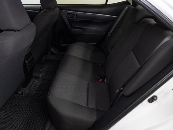 Toyota Corolla XI (E160 E170 E180) с пробегом 2013 года, цена 1 200 000 рублей, 124030 км, седан, Автокод Объявления