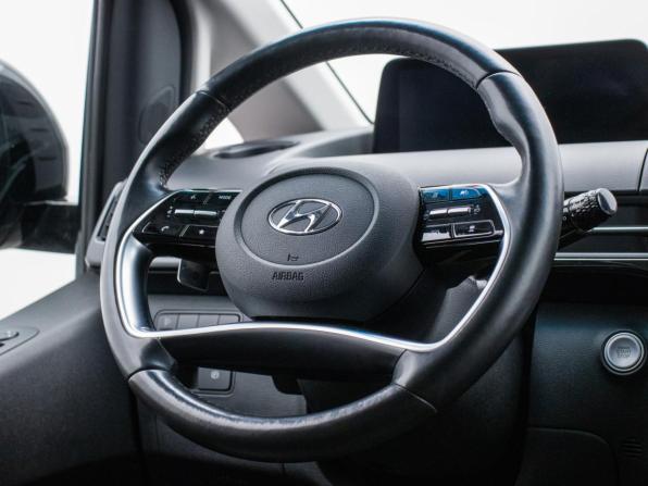 Hyundai Staria I с пробегом 2021 года, цена 5 408 000 рублей, 73232 км, минивэн, Автокод Объявления