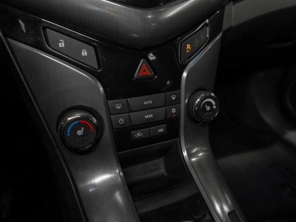 Chevrolet Cruze I Рестайлинг с пробегом 2012 года, цена 675 000 рублей, 229600 км, седан, Автокод Объявления