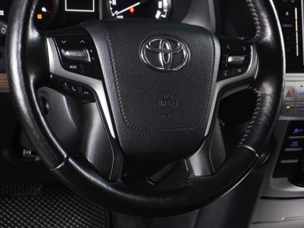 Toyota Land Cruiser Prado 150 Series Рестайлинг 2 с пробегом 2017 года, цена 5 889 000 рублей, 113604 км, внедорожник, Автокод Объявления