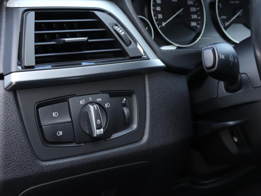 BMW 3 серии VI (F3x) Москва  - изображение 19