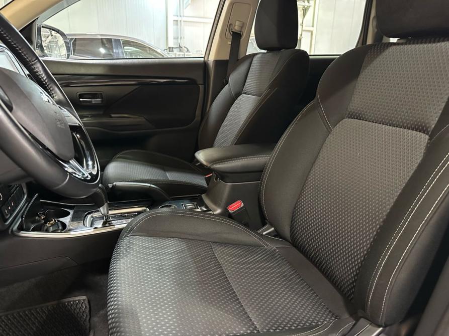 Mitsubishi Outlander III Рестайлинг 3 Челябинск  - изображение 20