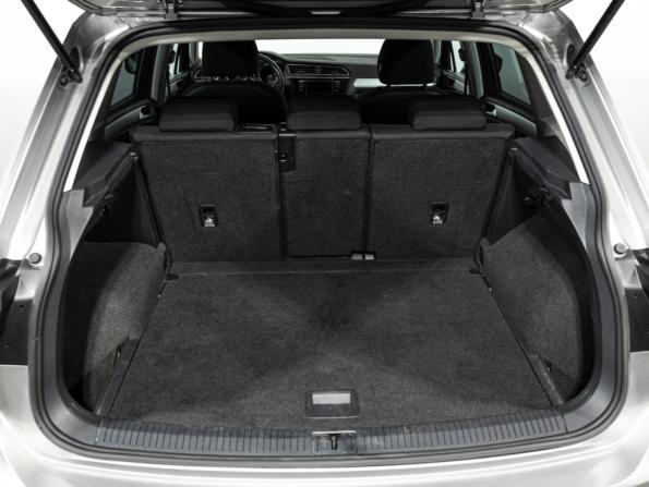 Volkswagen Tiguan II с пробегом 2018 года, цена 1 949 700 рублей, 104050 км, внедорожник, Автокод Объявления