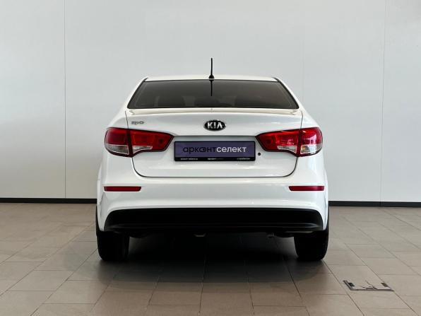 Kia Rio III Рестайлинг с пробегом 2016 года, цена 1 100 000 рублей, 151620 км, седан, Автокод Объявления