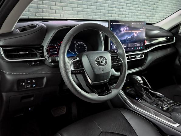 Toyota Highlander IV (XU70) с пробегом 2026 года, цена 5 630 000 рублей, 41 км, внедорожник, Автокод Объявления