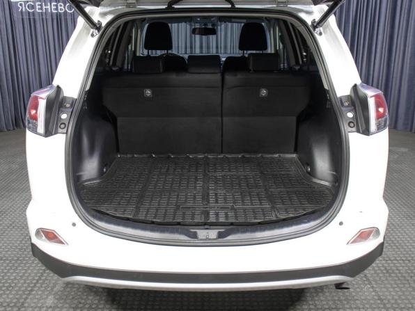 Toyota RAV4 IV (XA40) Рестайлинг с пробегом 2016 года, цена 2 398 000 рублей, 147093 км, внедорожник, Автокод Объявления