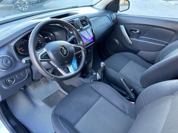 Renault Logan II Рестайлинг с пробегом 2020 года, цена 1 259 000 рублей, 73886 км, седан, Автокод Объявления