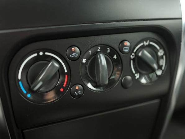 Suzuki SX4 I (Classic) Рестайлинг с пробегом 2012 года, цена 919 000 рублей, 176515 км, хэтчбек, Автокод Объявления